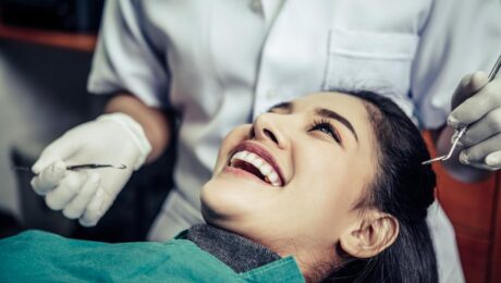 Teeth whitening dentist in Delhi