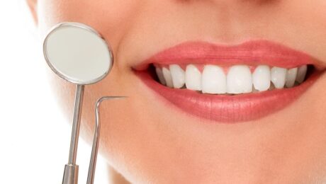Teeth whitening dentist in Delhi
